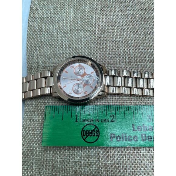 Arepostle Boyfriend Watch Rose Gold and Gold Metal Band - Picture 5 of 11